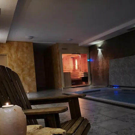 Wellness - Viktorka, Herecky Dum Gasthof Česká Skalice